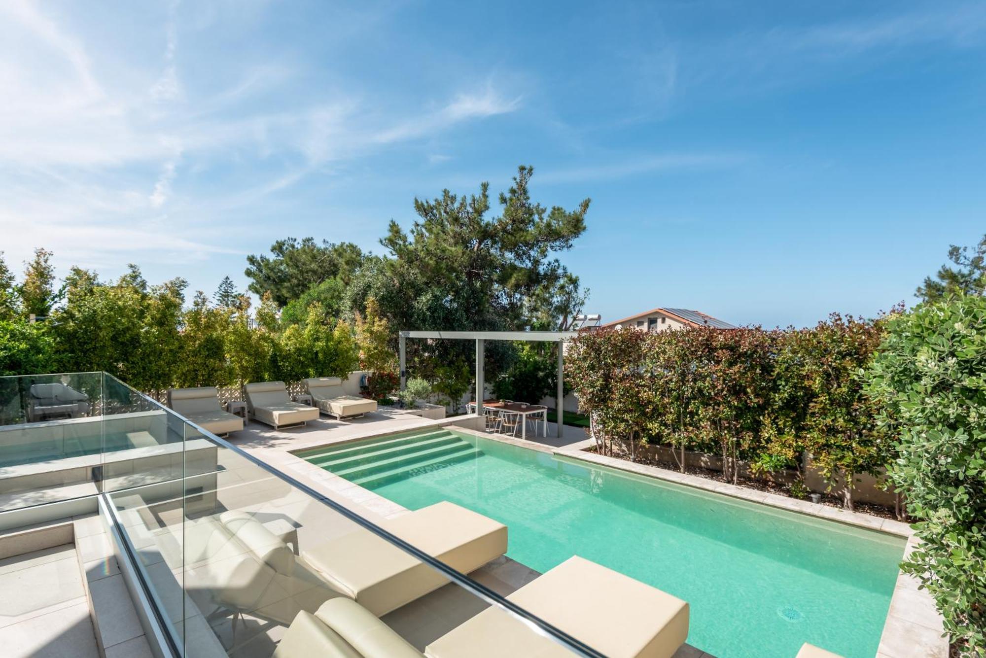 Villa Chania Living Stories With Piano